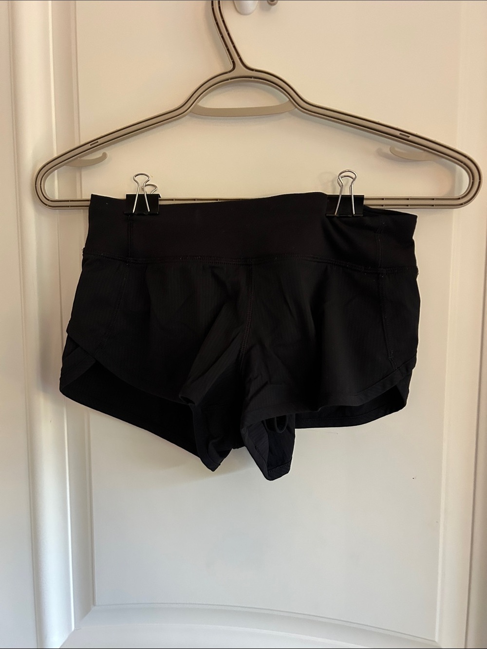 Ivivva girls shorts in black